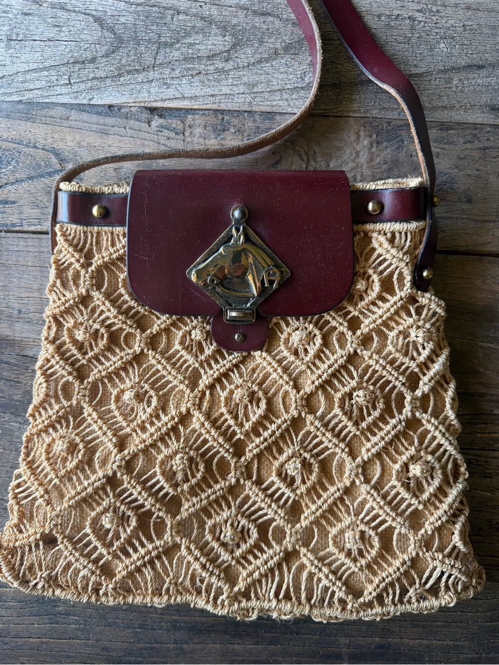 Woven Straw Crossbody Bag with Burgundy Leather Trim and a Brass Horse - Picture 3 of 8
